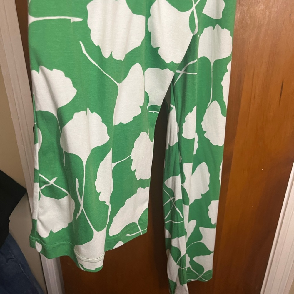 🆕. Diane Von Furstenberg Greenand White Halter Jumpsuit. XXS - Picture 3 of 7